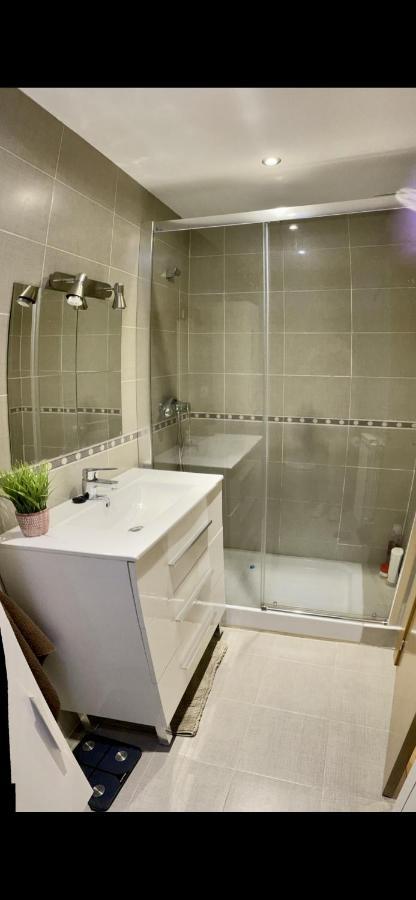 Apartamento Villa De Cartes Екстериор снимка